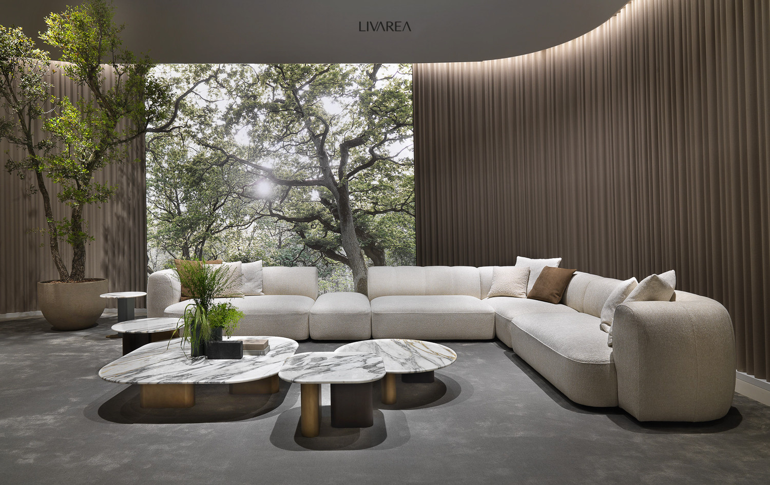 Edles Design Wohnzimmer Mit Zentralem Big Sofa L Form in Moderne Wohnzimmer Couch