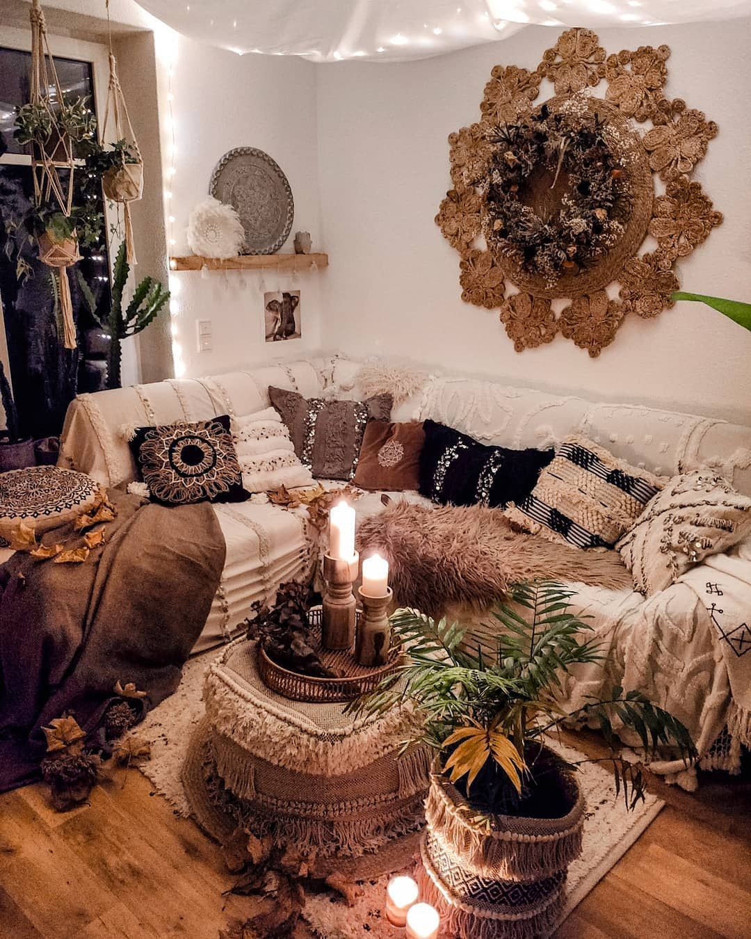 Natural Boho Interior On Instagram: “ᴬᵈᵛᵉʳᵗᶦˢᵉᵐᵉⁿᵗ The within Hippie Wohnzimmer