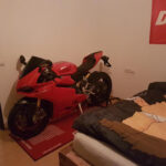 Was Muss Ich Beachten Wenn Ich Mir Mein Bike Ins Wohnzimmer Pertaining To Motorrad Wohnzimmer